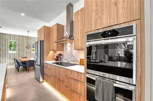 2163 Waldemere St, Sarasota, FL 34239 - Photo 10