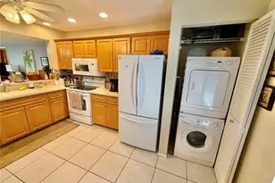 621 Spring Lakes Blvd, Bradenton, FL 34210 - Photo 34