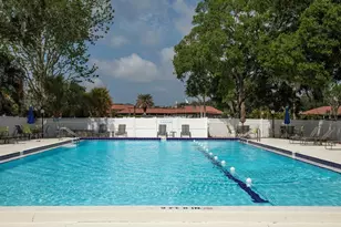 5769 Avista Dr, Sarasota, FL 34243 - Photo 34