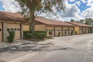 5769 Avista Dr, Sarasota, FL 34243 - Photo 6