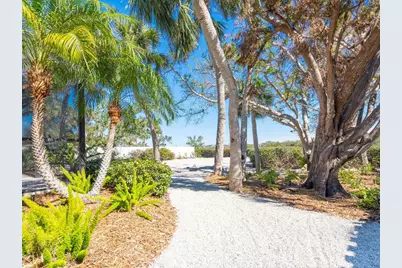 18 N Casey Key Road, Osprey, FL 34229 - Photo 32