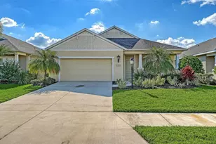 4620 Whispering Leaves Dr, Sarasota, FL 34243 - Photo 1