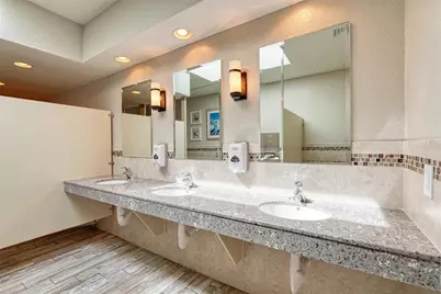 1065 Gulf Of Mexico Drive #201, Longboat Key, FL 34228 - Photo 60