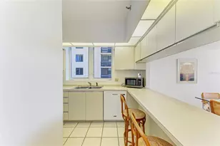 1065 Gulf of Mexico Dr, Longboat Key, FL 34228 - Photo 8