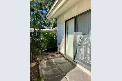 5222 Myrtle #9, Sarasota, FL 34235 - Photo 4