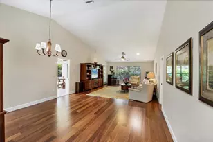 7254 Oak Moss Dr, Sarasota, FL 34241 - Photo 20