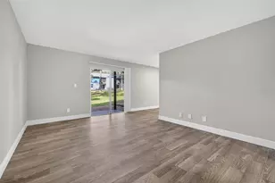 612 Bass Ct, Dunedin, FL 34698 - Photo 4