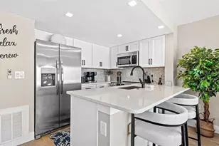 100 73rd St, Holmes Beach, FL 34217 - Photo 16