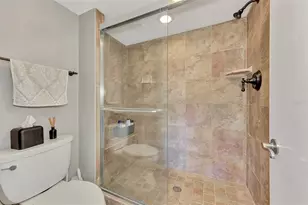 3141 Heatherwood Ln, Sarasota, FL 34235 - Photo 32