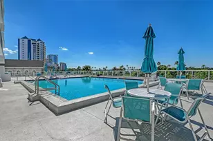 101 S Gulfstream Ave, Sarasota, FL 34236 - Photo 30