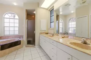 4544 Longspur Ln, Sarasota, FL 34238 - Photo 26