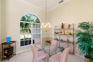 4544 Longspur Ln, Sarasota, FL 34238 - Photo 8