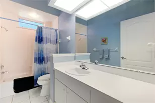 4544 Longspur Ln, Sarasota, FL 34238 - Photo 32