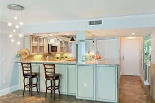 988 Boulevard of the Arts, Sarasota, FL 34236 - Photo 10