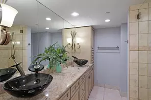 988 Boulevard of the Arts, Sarasota, FL 34236 - Photo 24