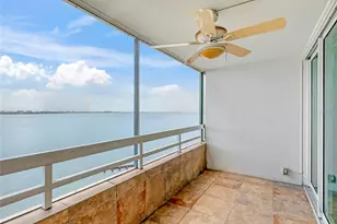 988 Boulevard of the Arts, Sarasota, FL 34236 - Photo 48