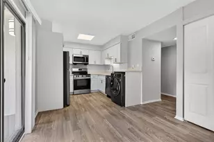 612 Bass Ct, Dunedin, FL 34698 - Photo 8