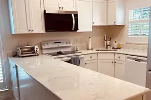 8369 Wingate Dr, Sarasota, FL 34238 - Photo 4