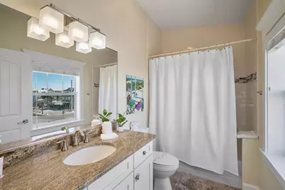 204 66th Street, Holmes Beach, FL 34217 - Photo 32