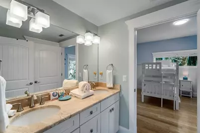 204 66th Street, Holmes Beach, FL 34217 - Photo 24