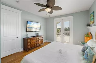 204 66th St, Holmes Beach, FL 34217 - Photo 18