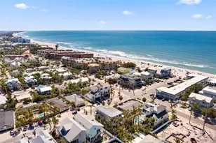 204 66th St, Holmes Beach, FL 34217 - Photo 4