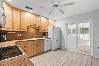 5004 3rd Avenue W, Palmetto, FL 34221 - Photo 6