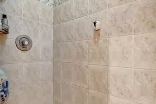 407 61st St NW, Bradenton, FL 34209 - Photo 18