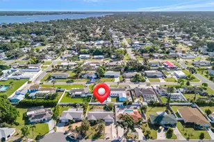 407 61st St NW, Bradenton, FL 34209 - Photo 8