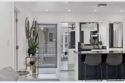 1714 69th Avenue W #B203, Bradenton, FL 34207 - Photo 4