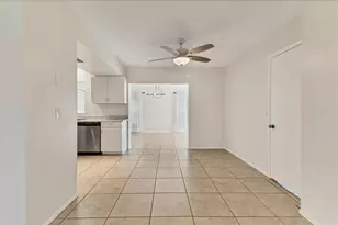 13530 Newport Ave, Port Charlotte, FL 33981 - Photo 10