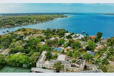 210 N 17th Street W #15, Bradenton, FL 34205 - Photo 10