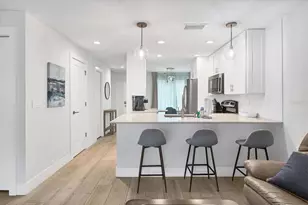 1762 Stickney Point Rd, Sarasota, FL 34231 - Photo 10