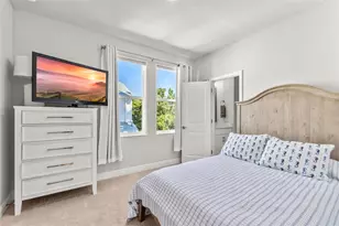 2467 Mangum Ct, Sarasota, FL 34237 - Photo 22