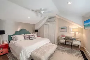 1774 Cherokee Dr, Sarasota, FL 34239 - Photo 30