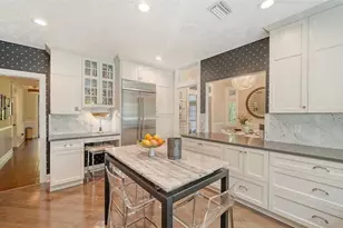 1774 Cherokee Dr, Sarasota, FL 34239 - Photo 12