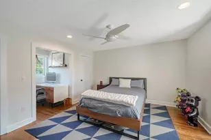 1774 Cherokee Dr, Sarasota, FL 34239 - Photo 20