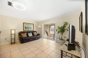 2044 Canal Dr, Bradenton, FL 34207 - Photo 10