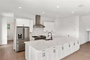 530 De Narvaez Dr, Longboat Key, FL 34228 - Photo 24