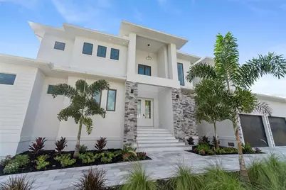 530 De Narvaez Drive, Longboat Key, FL 34228 - Photo 2