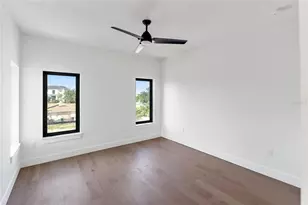 530 De Narvaez Dr, Longboat Key, FL 34228 - Photo 20