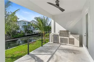 530 De Narvaez Dr, Longboat Key, FL 34228 - Photo 38