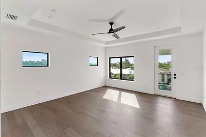 530 De Narvaez Drive, Longboat Key, FL 34228 - Photo 8
