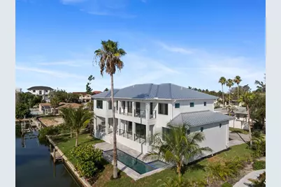 530 De Narvaez Drive, Longboat Key, FL 34228 - Photo 1