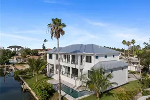 530 De Narvaez Dr, Longboat Key, FL 34228 - Photo 1