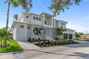 530 De Narvaez Dr, Longboat Key, FL 34228 - Photo 6