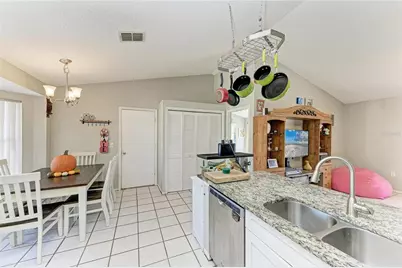 6103 65th Court E, Palmetto, FL 34221 - Photo 14