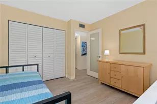 1603 Bayhouse Point Dr, Sarasota, FL 34231 - Photo 22