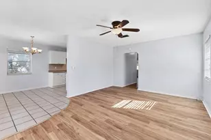 2803 10th Ave W, Bradenton, FL 34205 - Photo 8