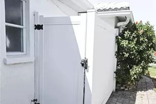 620 Spanish Dr N, Longboat Key, FL 34228 - Photo 24